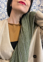 Carica l'immagine nel visualizzatore di Gallery, Collo cachemire