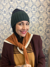 Carica l'immagine nel visualizzatore di Gallery, Berretto Cachemire