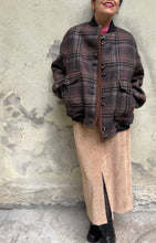 Carica l'immagine nel visualizzatore di Gallery, Bomber Marty check (ACCONTO DELLA METÀ DI 430)
