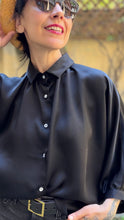 Carica l'immagine nel visualizzatore di Gallery, Camicia zefiro seta nera