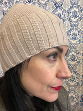 Carica l'immagine nel visualizzatore di Gallery, Berretto Cachemire