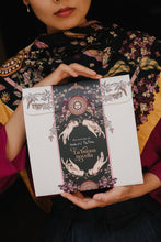 Carica l'immagine nel visualizzatore di Gallery, LA BUONA NOVELLA scarf