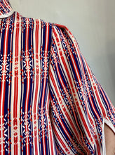 Carica l'immagine nel visualizzatore di Gallery, Camicia Bella seta righe e fiorellini