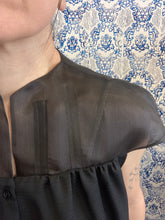 Carica l'immagine nel visualizzatore di Gallery, Plumes à porter total black