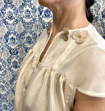 Carica l'immagine nel visualizzatore di Gallery, Plumes à porter total white burro