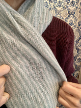 Carica l'immagine nel visualizzatore di Gallery, Collo cachemire