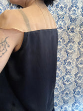 Carica l'immagine nel visualizzatore di Gallery, Plumes à porter nera/nude