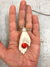 Carica l'immagine nel visualizzatore di Gallery, Santa Pupa bianca/cuore rosso