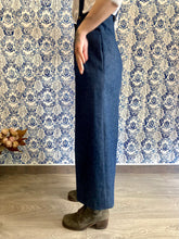 Carica l'immagine nel visualizzatore di Gallery, Pantabretelle jeans Coco’ gamba 3/4