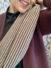 Carica l'immagine nel visualizzatore di Gallery, Collo cachemire
