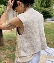 Carica l&#39;immagine nel visualizzatore di Gallery, Gilet Bolerino Broccato
