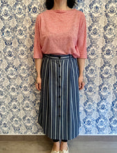 Carica l&#39;immagine nel visualizzatore di Gallery, Gonna Louise in cotone/jeans leggero e ricamato
