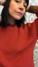 Carica l'immagine nel visualizzatore di Gallery, Sweetie rosso marrone con polsi nocciola

