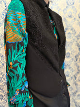 Carica l'immagine nel visualizzatore di Gallery, Gilet Ginko nero velluto lavorato/crepe di lana
