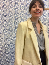 Carica l&#39;immagine nel visualizzatore di Gallery, Blazer Sally giallo delicato
