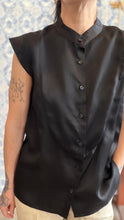Carica l'immagine nel visualizzatore di Gallery, Camicia Dafne nera
