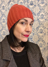 Carica l'immagine nel visualizzatore di Gallery, Berretto Cachemire
