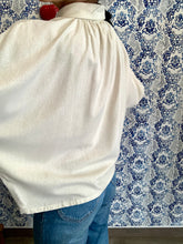 Carica l&#39;immagine nel visualizzatore di Gallery, Camicia Zefiro seta cruda avorio
