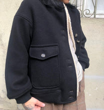 Carica l&#39;immagine nel visualizzatore di Gallery, Classic Bomber nero (ACCONTO DELLA METÀ DI 410)
