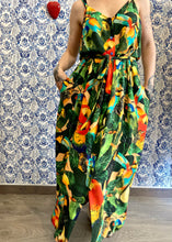 Carica l&#39;immagine nel visualizzatore di Gallery, Parrot Dress
