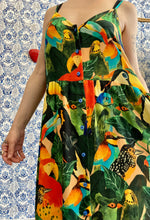 Carica l&#39;immagine nel visualizzatore di Gallery, Parrot Dress
