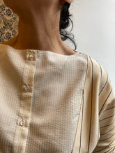 Carica l&#39;immagine nel visualizzatore di Gallery, Blusa Serafina con plastron avorio
