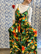 Carica l&#39;immagine nel visualizzatore di Gallery, Parrot Dress
